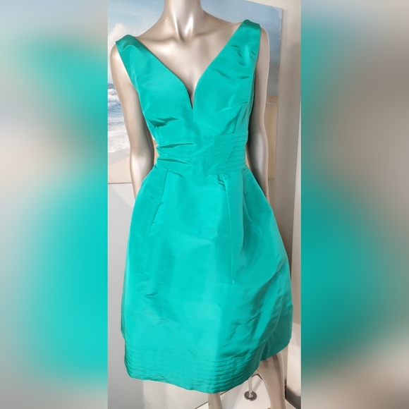 #$3,900 NEW P15 OSCAR DE LA RENTA GREEN SILK OPEN BACK RUNWAY DRESS 2 - Picture 2 of 12